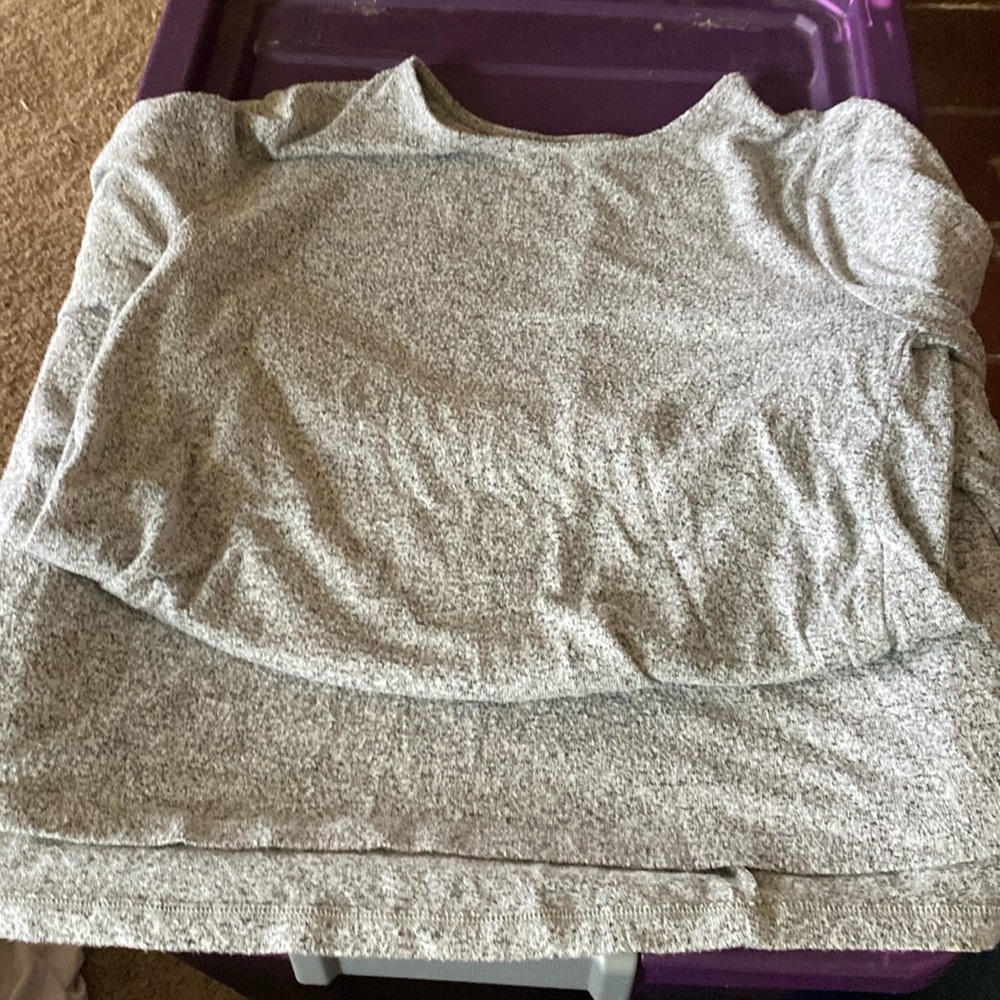 Old Navy Dress/ Top, gray/ black/ white, size small, never worn but tried on.